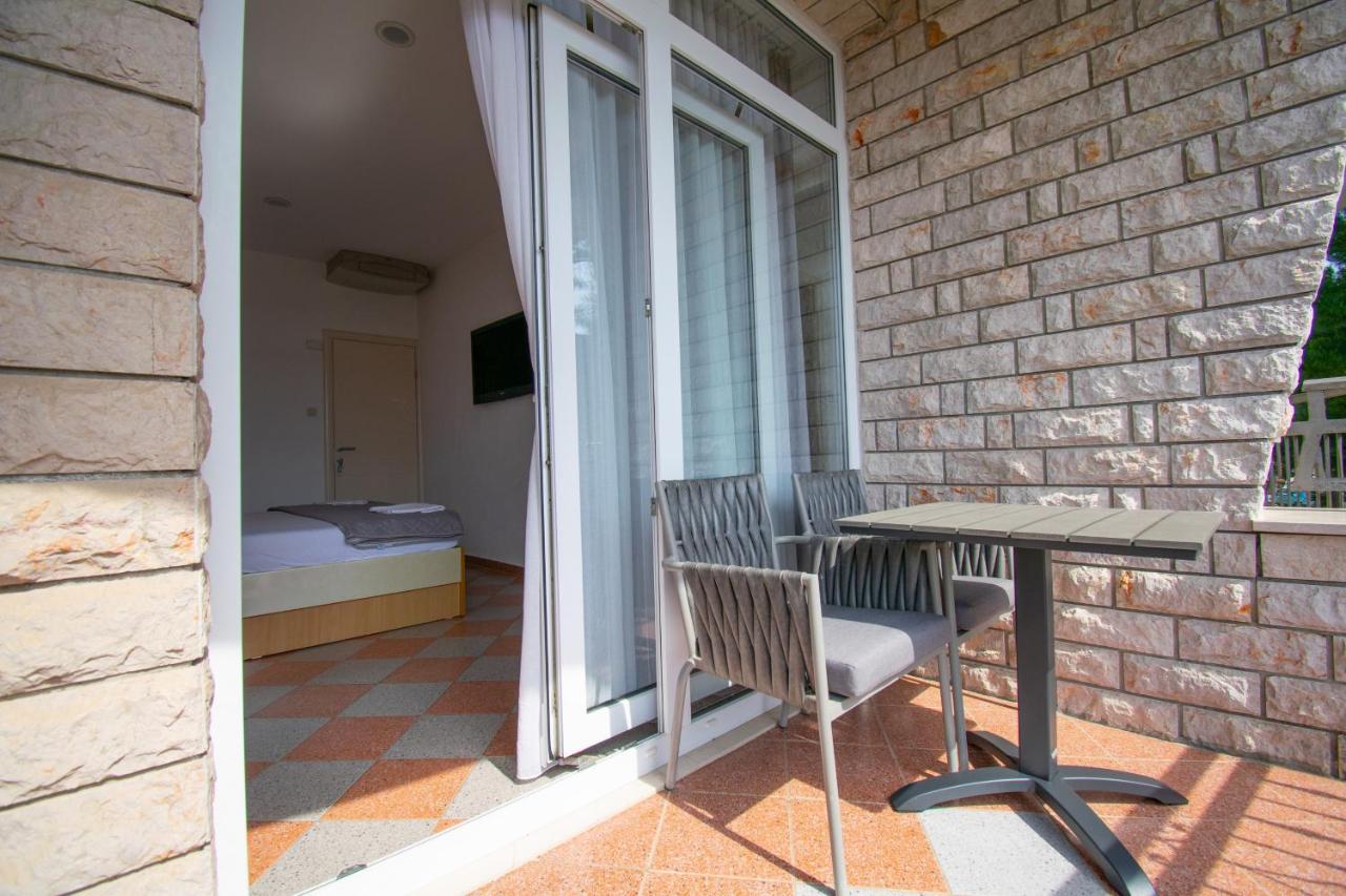 Villa Kameni Dvori Baška Voda エクステリア 写真