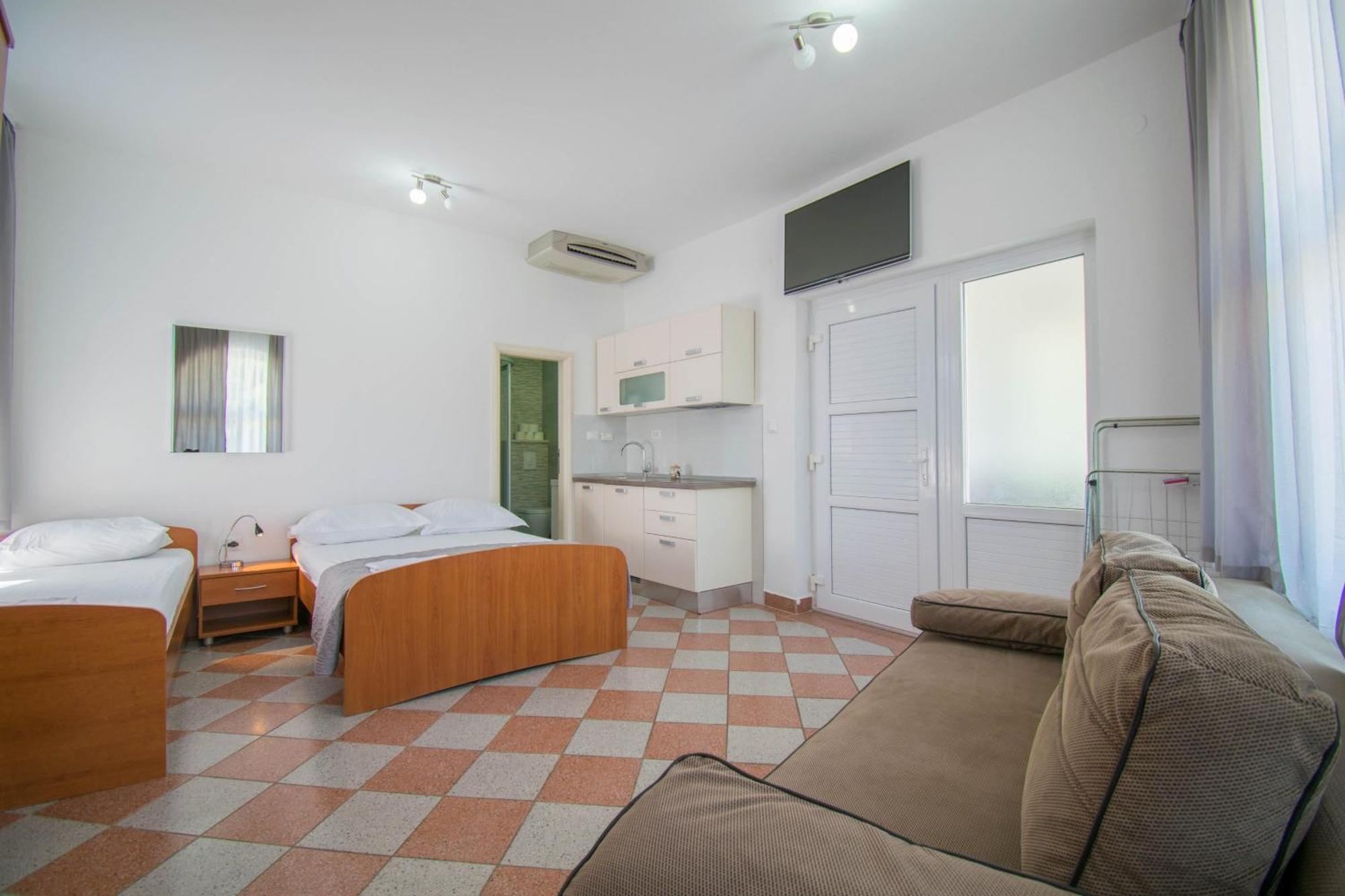Villa Kameni Dvori Baška Voda 部屋 写真